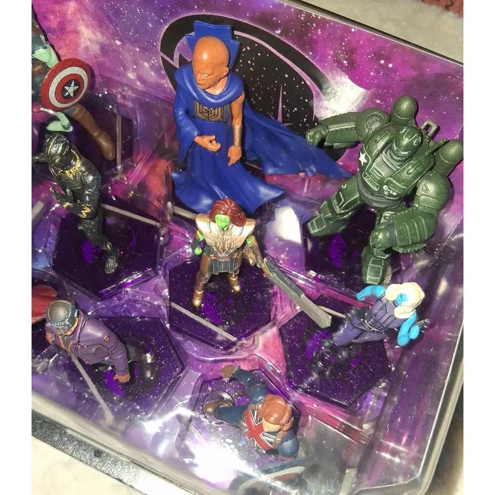 Disney Marvel Studios What If...? Deluxe Figurine Set